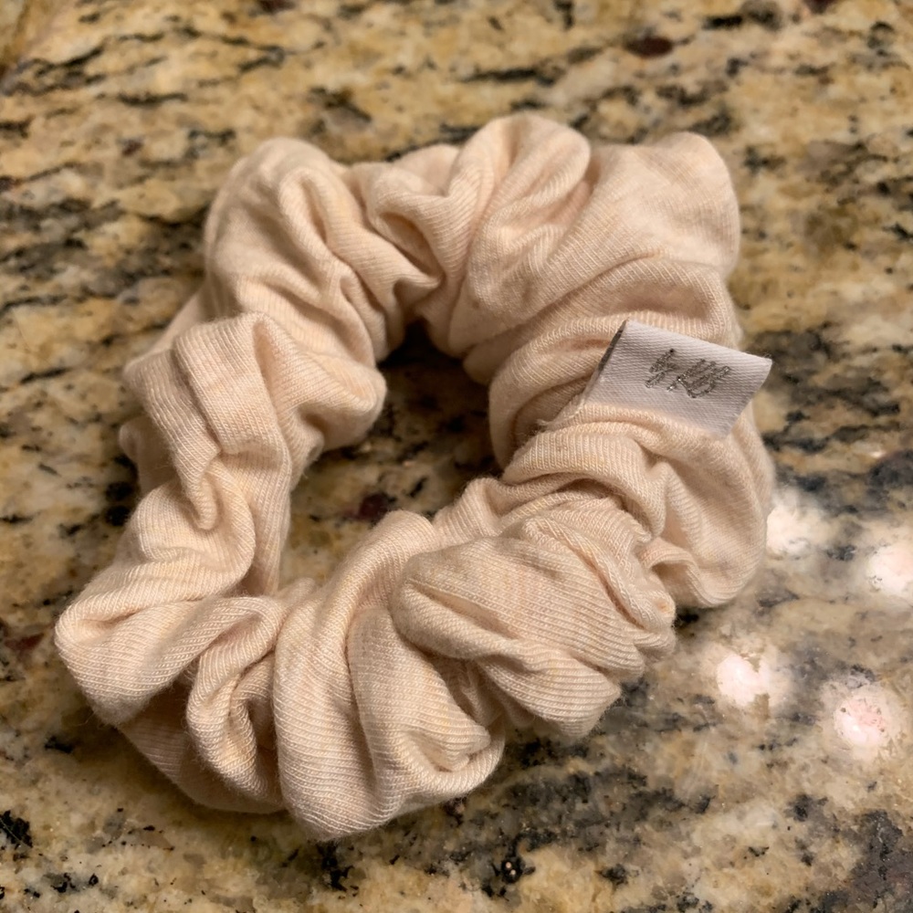 FS so vanilla 2 scrunchie
